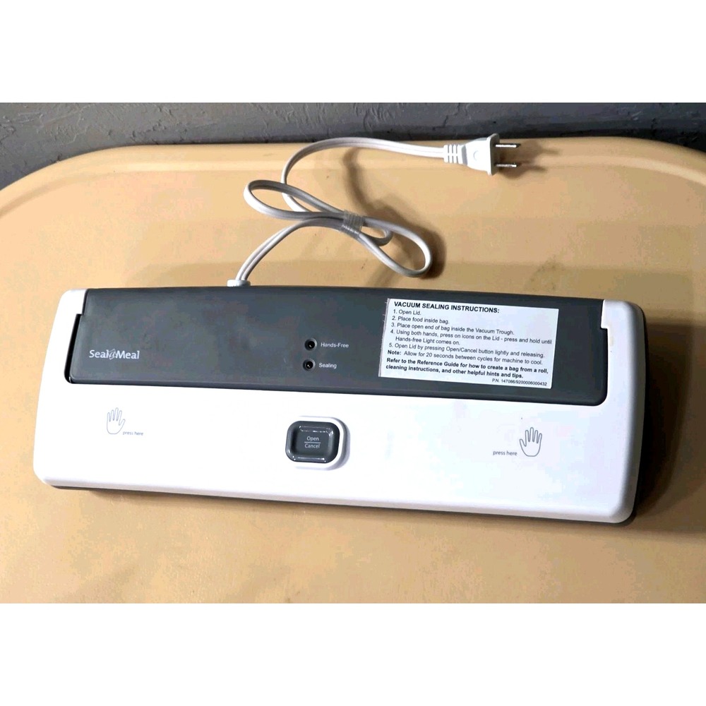 Sunbeam Seal-a-Meal V100 Vacuum Food Sealer EUC‎